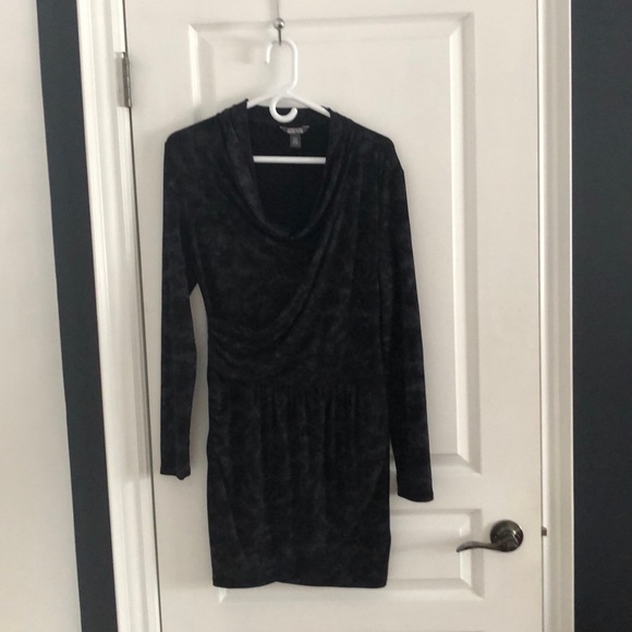 Dress - Picture 1 of 3